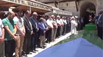 Fırat Nehri'nde Boğulan Kuzenlerin Cenazeleri Toprağa Verildi
