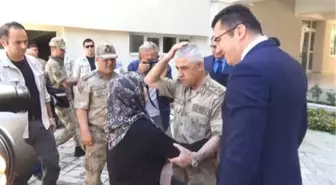 Orgeneral Çetin'den Şehit Annesine: Başımızın Tacısın