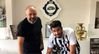 Altay, Metin Yüksel'i Transfer Etti