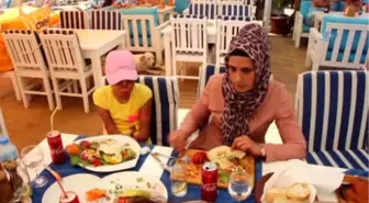 Elleri, Kulakları, Burnu ve Saçı Olmayan Minik Zehra'nın Tek Hayali Yaşıtları Gibi Görünmek