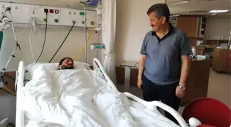 Türkmen ve Tosun'dan Yaralı Madencilere Ziyaret