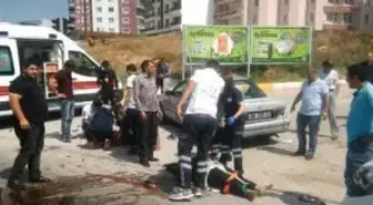 Otomobiller Kırmızı Işıkta Çarpıştı: 9 Yaralı
