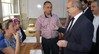 Sandık Listesinde İsmi Olmayan AK Partili Sorgun ile Sandık Başkanı Arasında İlginç Tartışma