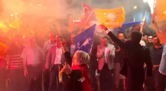 Cumhuriyet Meydanında Zafer Kutlamaları