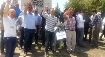 Ülkücüler'den Yaşar Okuyan'a İlginç Protesto