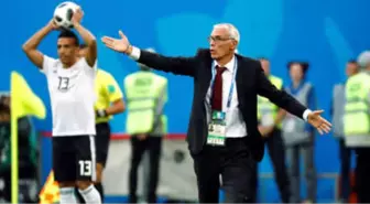 Hector Cuper Görevinden Ayrıldı!