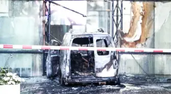 Hollanda'da Bir Araç Gazetenin Binasına Daldı