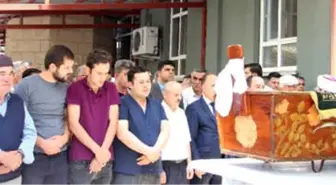 İş Makinesinin Altında Kalan 3 Tekerlekli Bisikletin Sürücüsü Kadın Öldü (2)