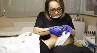 Kadınların Kurtarıcısı Kalıcı Allık Uygulaması