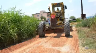 Muradiye'de Ova Yolları Düzenleniyor