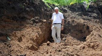 Rus Subay Karloviç'in Mezarı Kars Müze Müdürlüğü'ne Taşındı