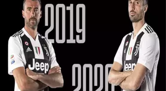 Barzagli ve Chiellini Juventus'ta Devam Ediyor