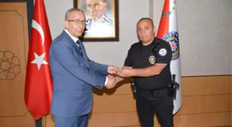 Başarılı Polislere Ödül