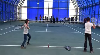 Yüksekova İlk Tenis Kortuna Kavuştu