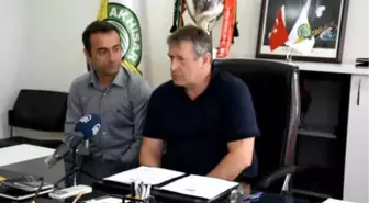 Akhisar Belediyespor'un Yeni Teknik Direktörü Susic İmzayı Attı