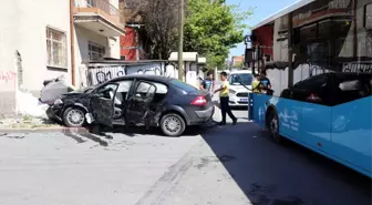 Sınava Yetişmek İsterken Kaza Yaptılar, 4 Yaralı