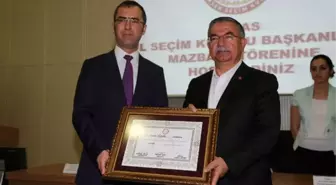 AK Parti Sivas Milletvekilleri Mazbatalarını Aldı