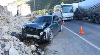 Gümüşhane'de Trafik Kazası: 3'ü Çocuk 7 Yaralı