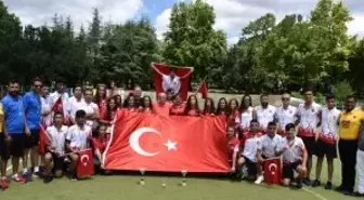 Türkiye'ye Hokeyde Çifte Gurur