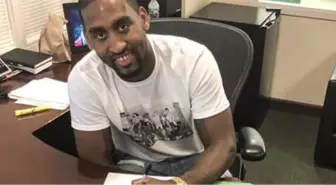 Brad Wanamaker, Boston Celtics ile İmzaladı