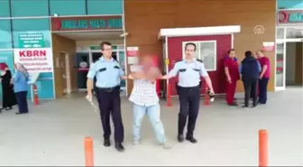 Eşinin Suratına Tuz Ruhu Fırlattığı İddia Edilen Şüpheli Tutuklandı