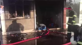 Adıyaman Kiralık Oto Galerisinin Deposunda Yangın