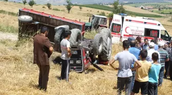 Samsun'da Devrilen Traktörün Sürücüsü Öldü