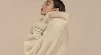 Ünlü İngiliz Şarkıcı Dua Lipa, Konser Vermek İçin İlk Kez Türkiye'ye Geliyor