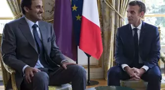 Macron, Katar Emiri'ni Ağırladı