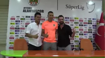 Alanyaspor Forvet Emre Güral ile Anlaştı