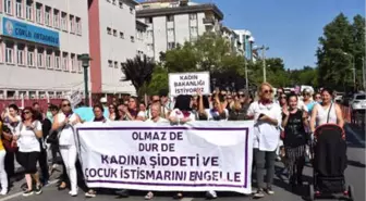 Çorlu'da 'Kadına Şiddet' ve 'Çocuk İstismarı' Protesto Edildi