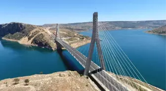 Doğu'nun Boğaz Köprüsü 'Gönül Köprüsü' Oldu
