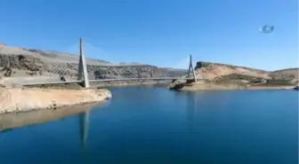 Doğu'nun 'Boğaz Köprüsü' Havadan Görüntülendi