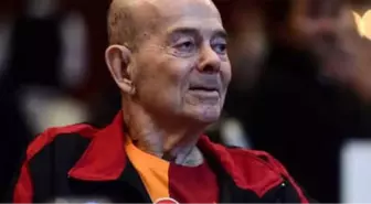 Galatasaray Kulübü, Turgay Şeren'i Andı