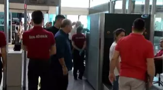 Galatasaray, Yurt Dışı Kampı İçin İsviçre'ye Gitti