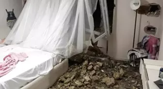 Hatay'da Apartmana Dev Kaya Parçaları Düştü