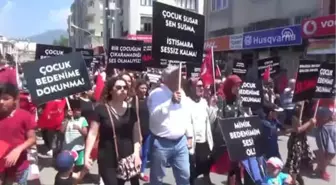 Hatay'da Çocuk İstismarlarına Tepki Yürüyüşü