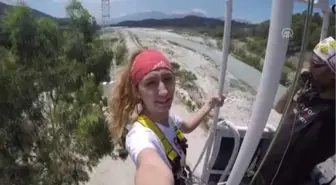 Kanyonda 'Bungee Jumping'Li Sürpriz Evlilik Teklifi