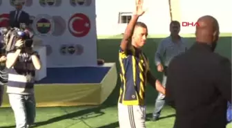 Nani, Fenerbahçe'den Haber Bekliyor