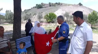 Mihalgazi'den Afrin'e Örgü Türk Bayrağı Gönderildi