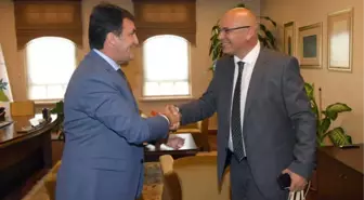 Başkan Dündar'a 'Kardeş' Ziyareti