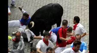 San Fermin Festivali Boğa Koşusuyla Başladı