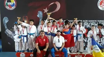 Biga Belediyesi Karate Takımı Şampiyon Oldu