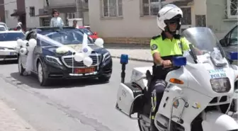 Valinin Makam Aracı, Şehit Polisin Çocuğu İçin Sünnet Arabası Oldu