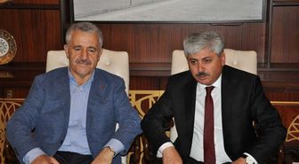 AK Parti Kars Milletvekili Ahmet Arslan, 'Türkiye Her Zamanki Gibi Emin Ellerde, Gelecek...