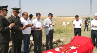 Kaymakam Kırlı'dan Şehit Ailesine Ziyaret