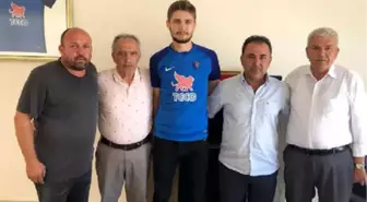 Karacabey Birlikspor'a Genç Stoper