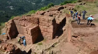 Tarihi Kurul Kalesi'nde Kazı Çalışmaları Başladı