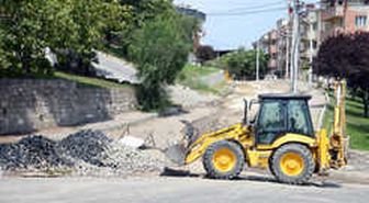 Bergama'nın Yolları Yapılıyor