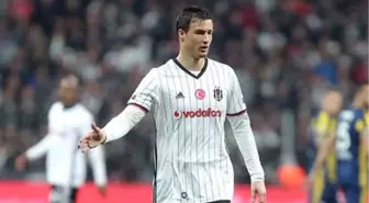 Beşiktaş ile Mitrovic'in Yolları Ayrılıyor